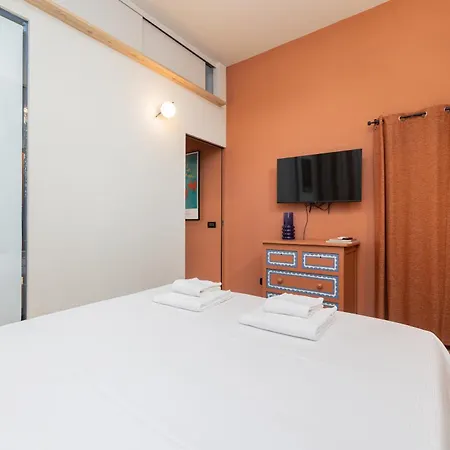 Design Canal Navigli View Apartment