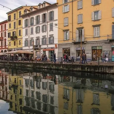 Design Canal Navigli View * Milano
